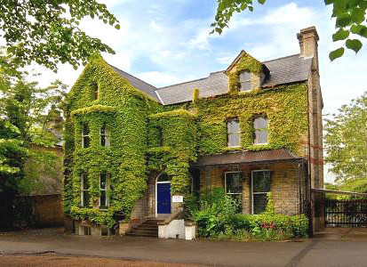 Школа Studio Cambridge