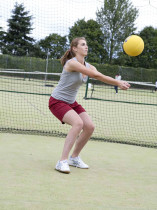 Занятия волейболом