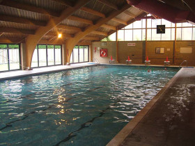 Бассейн в школе Bell Bloxham