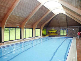 бассейн в Bell Bowles Outdoor