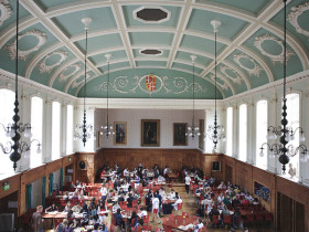 Столовая в Wellington College