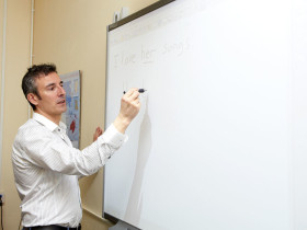 занятия английским в St Giles Eastbourne