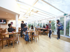 школьное кафе