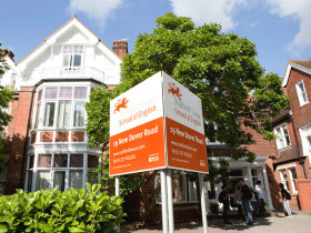 Школа Stafford House School of English в Кентербери