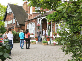 Wimbledon School of English