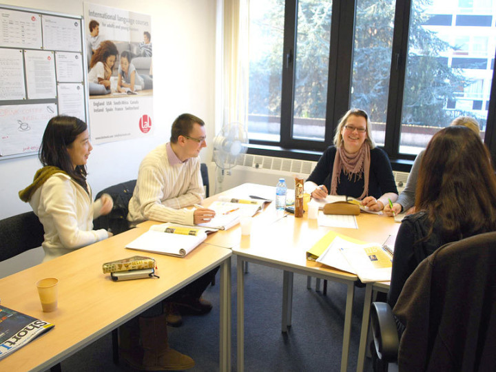 студенты LAL London на занятиях