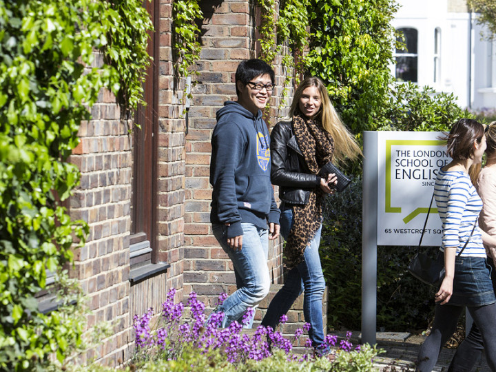 Westcroft Square centre