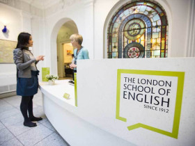 Holland Park Gardens centre LSE