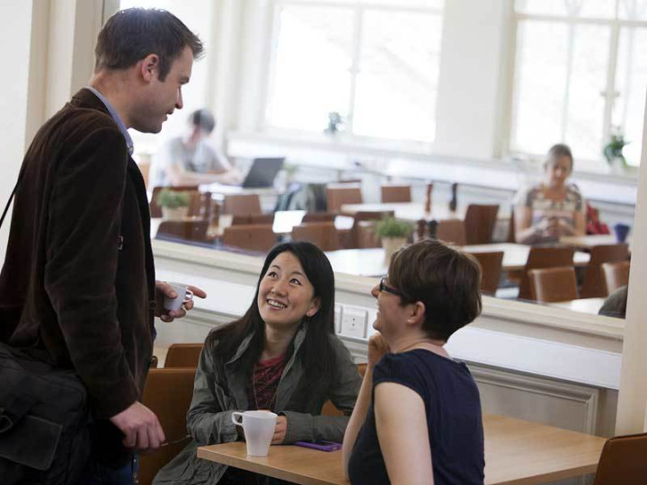 Holland Park Gardens centre LSE