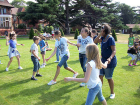 Летний языковой лагерь Discovery Summer Marymount School