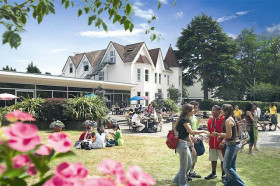 Летние детские программы в Anglo-Continental