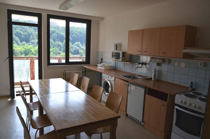 Институт языковой и профессиональной подготовки Карлова университета в Праге