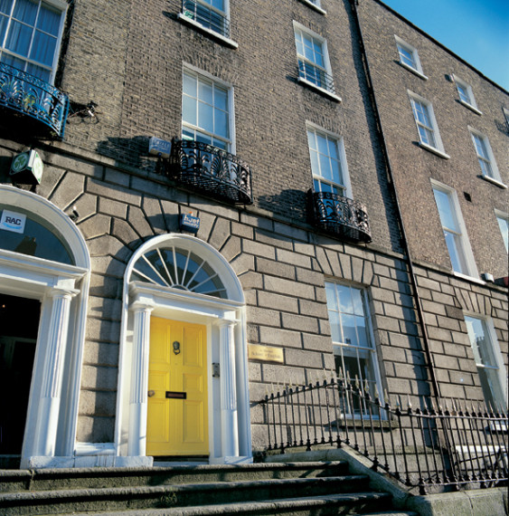 Здание Horner School of English