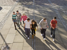 Студенты LAL St Mary's University College