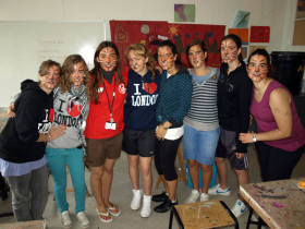 Студенты LAL St Mary's University College