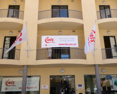 Здание школы IELS Malta Young Learner centre