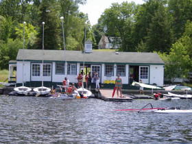 Здание школы CISS Lakefield Camp