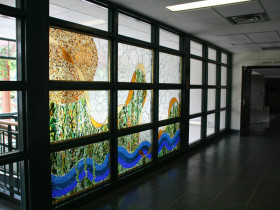 Коридор в школе CISS Lakefield Camp