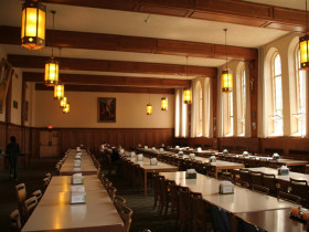 Столовая в CISS St. Michael's College