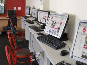 Компьютерный класс в LAL Cape Town