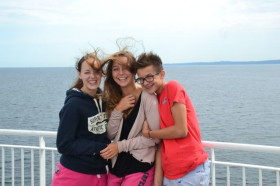 Студенты Wynchemna на берегу моря