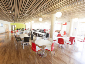 Столовая EC Brighton