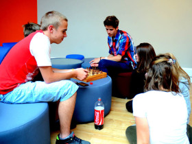 Студенты EC Brighton на занятиях