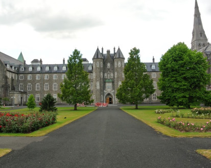 здание Maynooth University