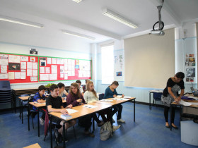 Студенты EC Cambridge на занятиях