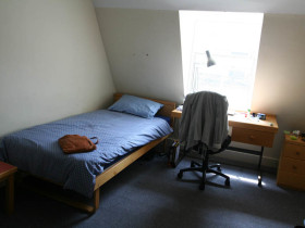 Жилая комната для студентов EC Cambridge