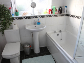 Санузел в комнате студентов