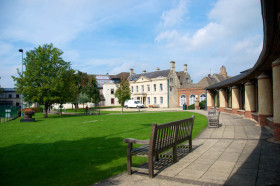 Здание British Study Centres Wycliffe College