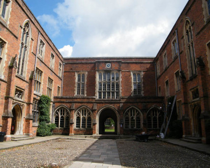 Здание Discovery Summer Winchester College