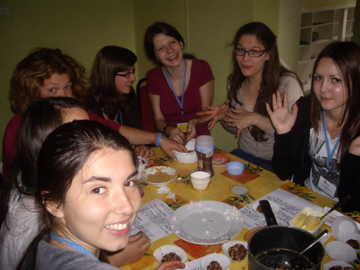 Ужин в комнате студентов