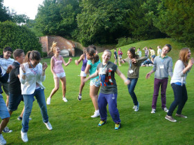 Внеклассные занятия в Discovery Summer Woldingham School