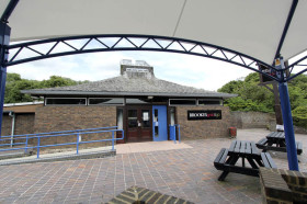 Здание Embassy Summer Oxford Wheatley