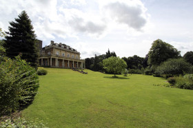 Территория Embassy Summer Oxford Headington