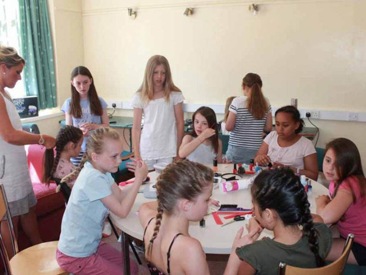 Учащиеся Heathfield International Summer School на занятиях