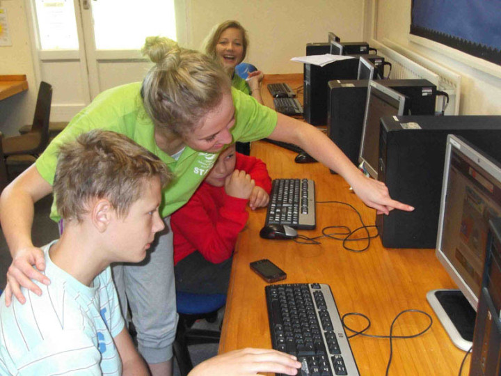 Студенты Lines Downe House на занятиях