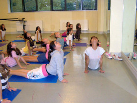 Занятия йогой