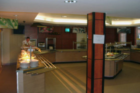 Столовая в Lines Queenswood