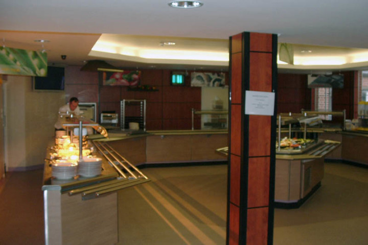 Столовая в Lines Queenswood