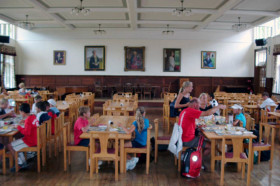 Столовая в Lines Queenswood