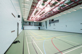 Спортивный зал в Embassy Summer London South Bank