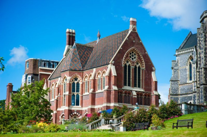 Здание школы Pilgrims Harrow School