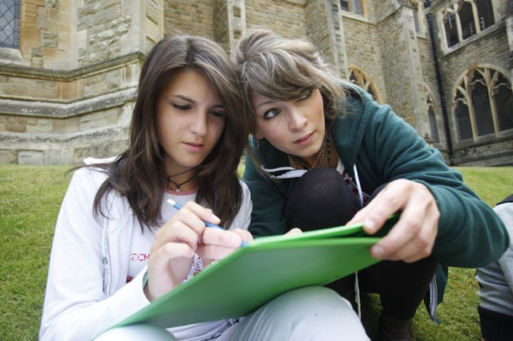 Студенты Pilgrims Malvern College