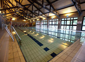 Бассейн в SKOLA Ascot