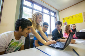 Студенты SKOLA Chorleywood на занятиях