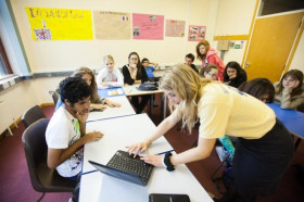 Студенты SKOLA Chorleywood на занятиях