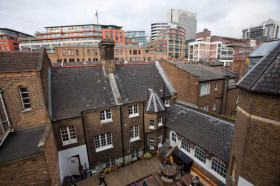 Здание школы SKOLA Hyde Park